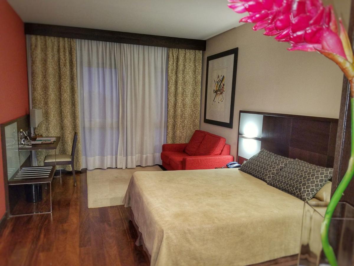 Royal Nayef Hotel ปอร์โตโนโว ภายนอก รูปภาพ